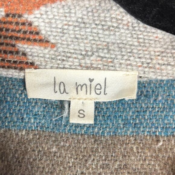 La Miel  Blanket Shirt Jacket Boho Southwest Aztec Shacket Distressed - Picture 9 of 10